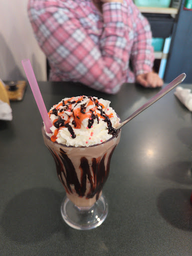 Photo of Broskis Diner - 27 Whitewood Ave W, Temiskaming Shores, ON P0J 1P0